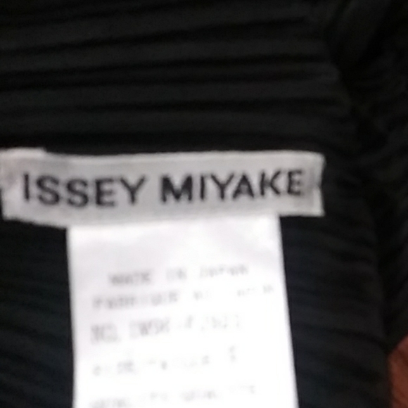 Issey Miyake top - Picture 3 of 6